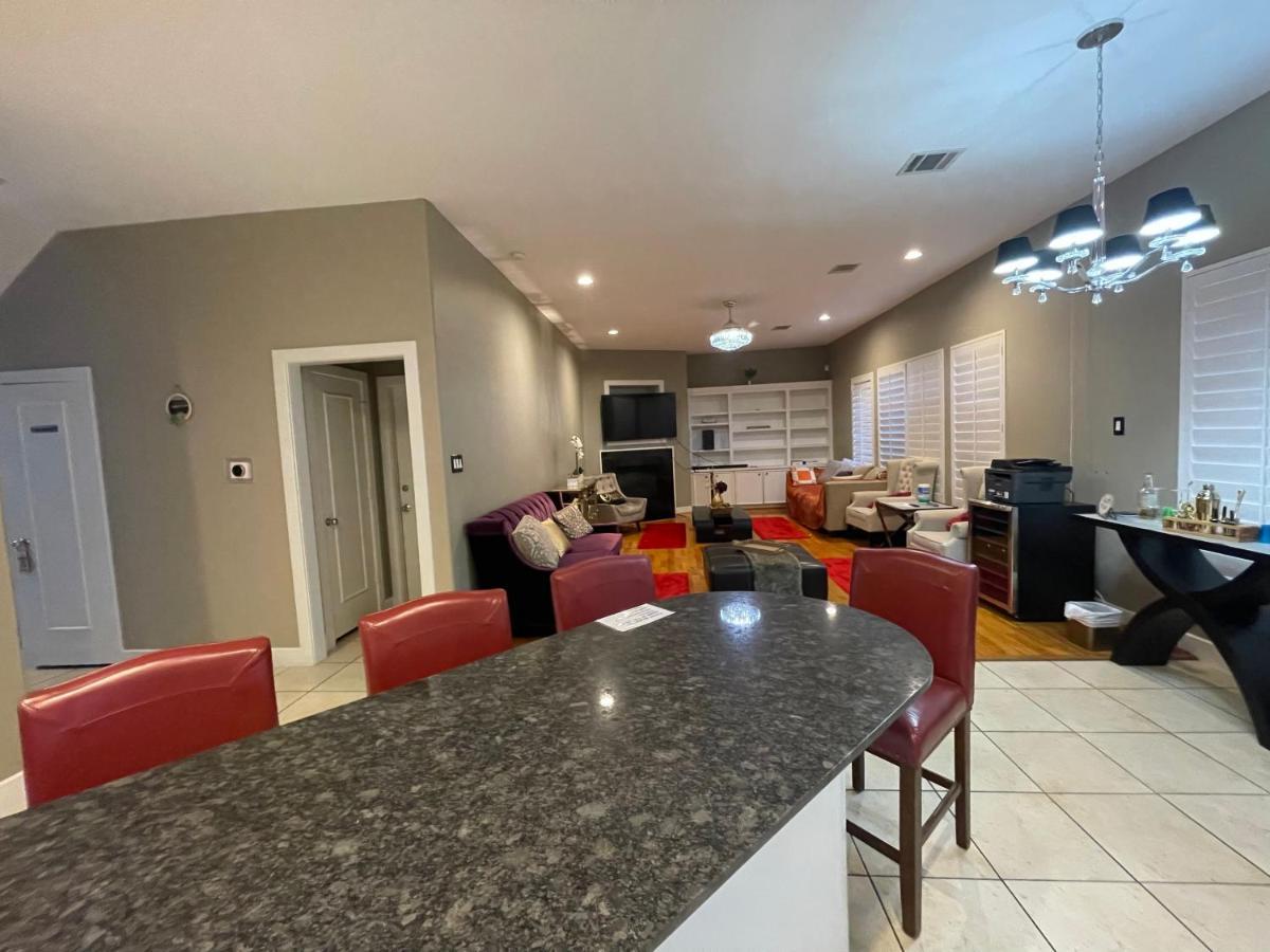 Wanderlust Villa Near Galleria Mall Houston Ngoại thất bức ảnh